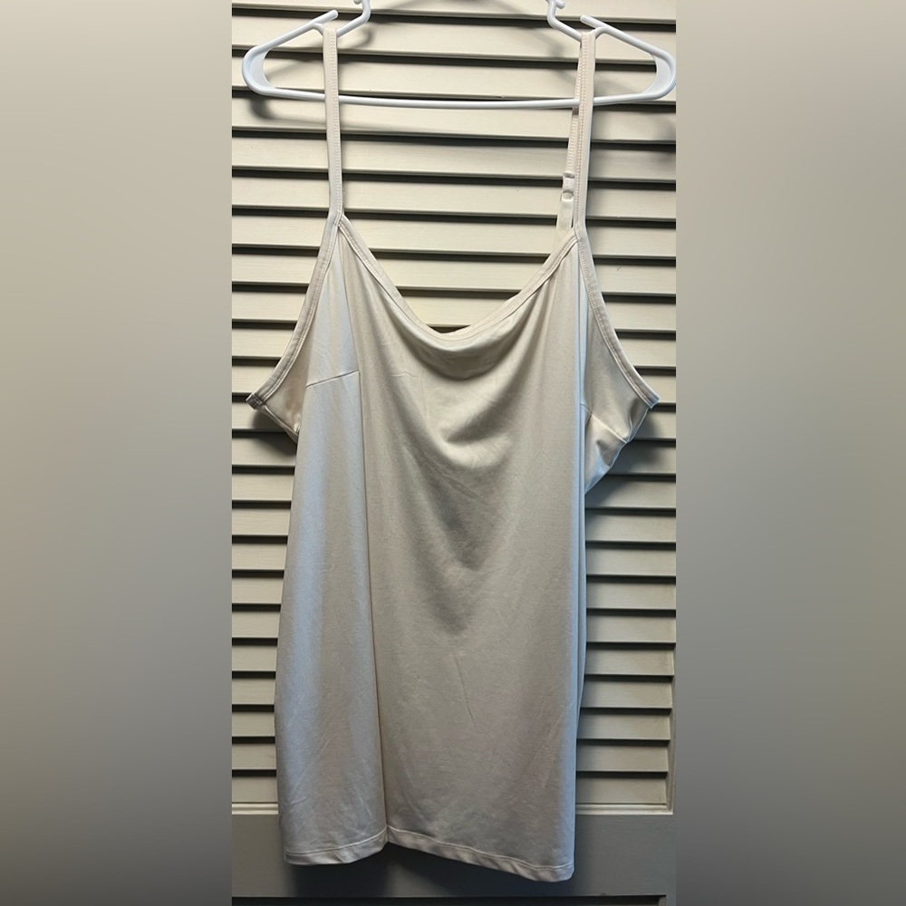 Cream Terra & Sky Camisole 3X never worn.